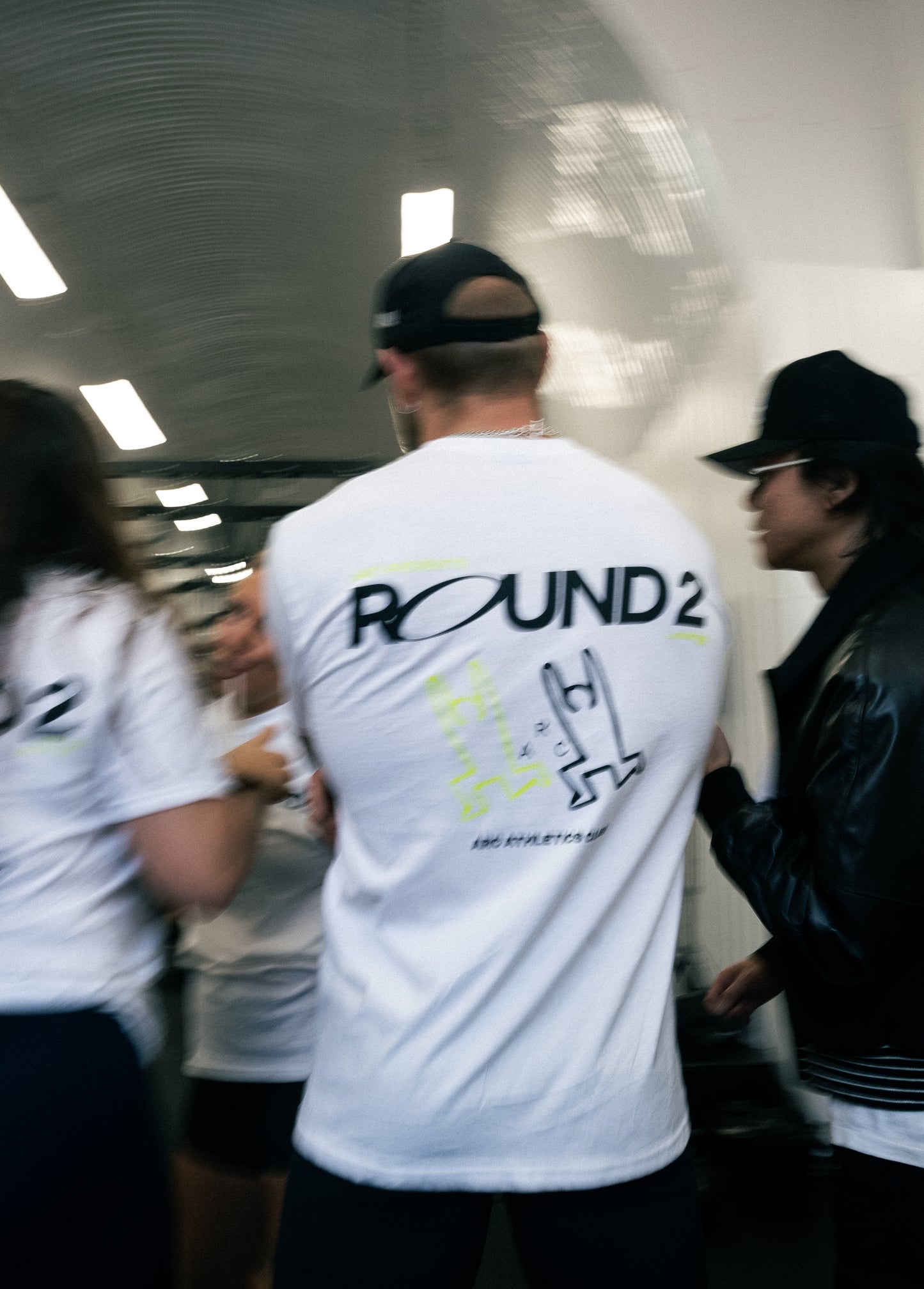 ROUND 2 TEE